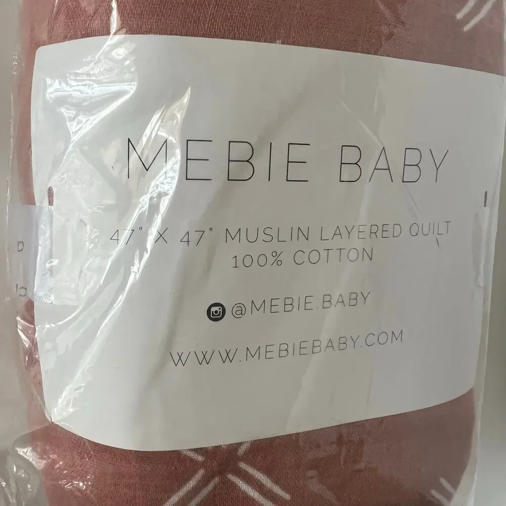 NEW Mebie Baby muslin quilt